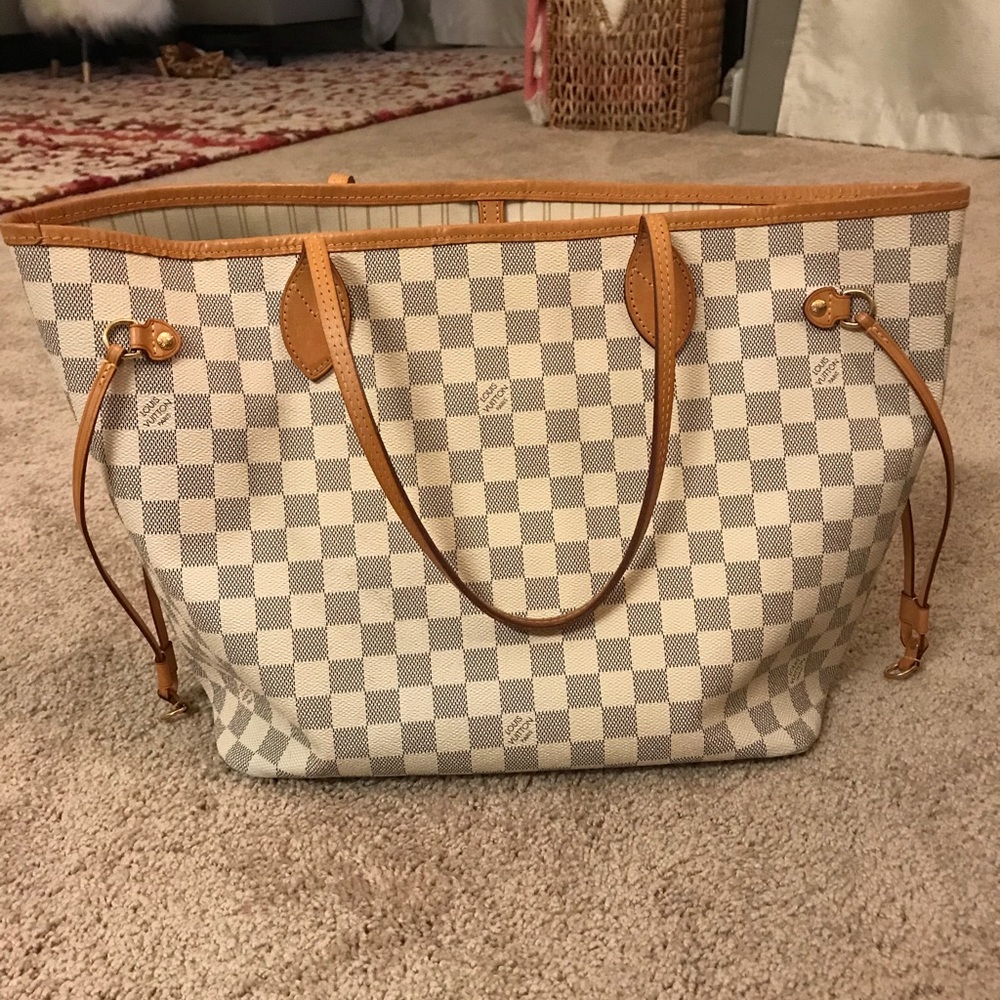 Louis Vuitton Neverfull MM